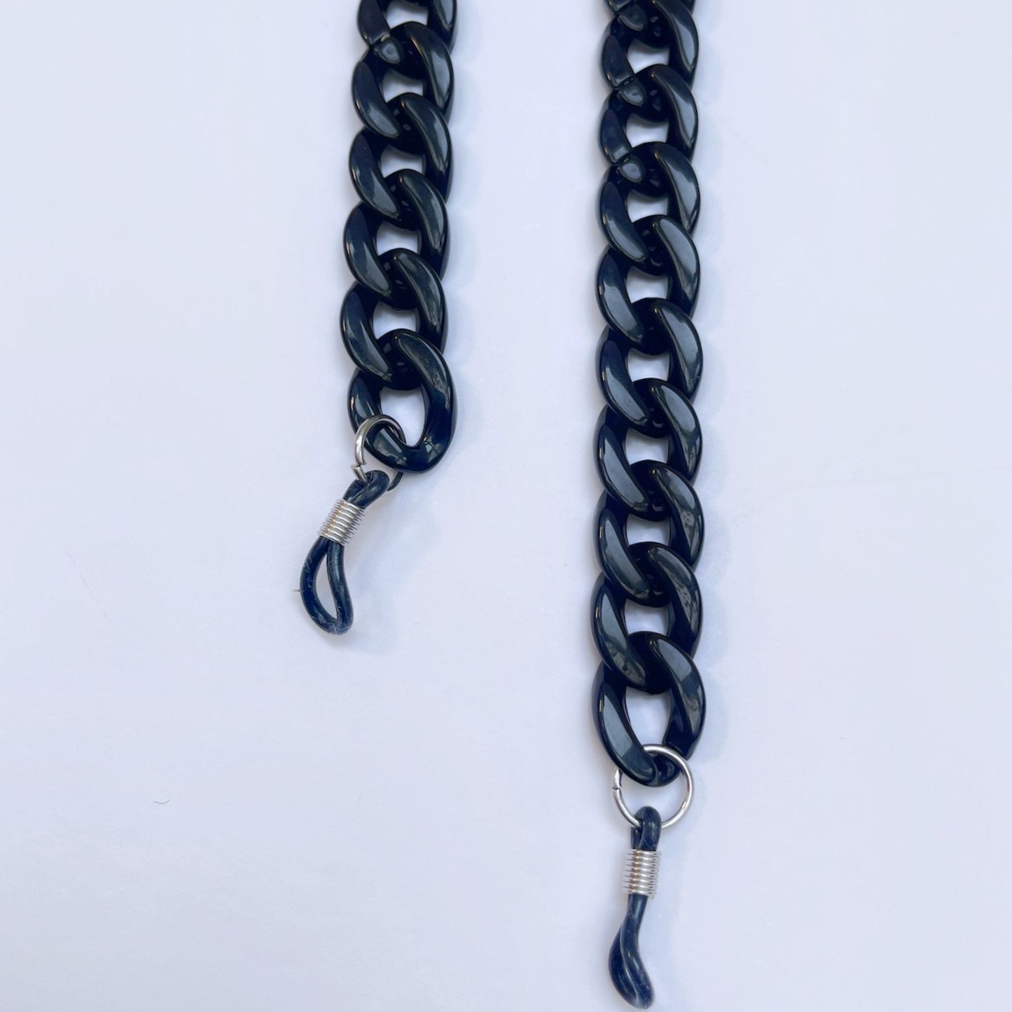 Lynkylynks eyewear chain works with most glasses—no need for special attachments
Available in multiple colours and designs
Lynkylynks are stylish glasses chains, durable for hands-free convenience
Perfect for busy lifestyles, our glasses accessories are made with love in the UK
Durable eyewear chain
• Lightweight glasses chain
• Adjustable eyewear accessory