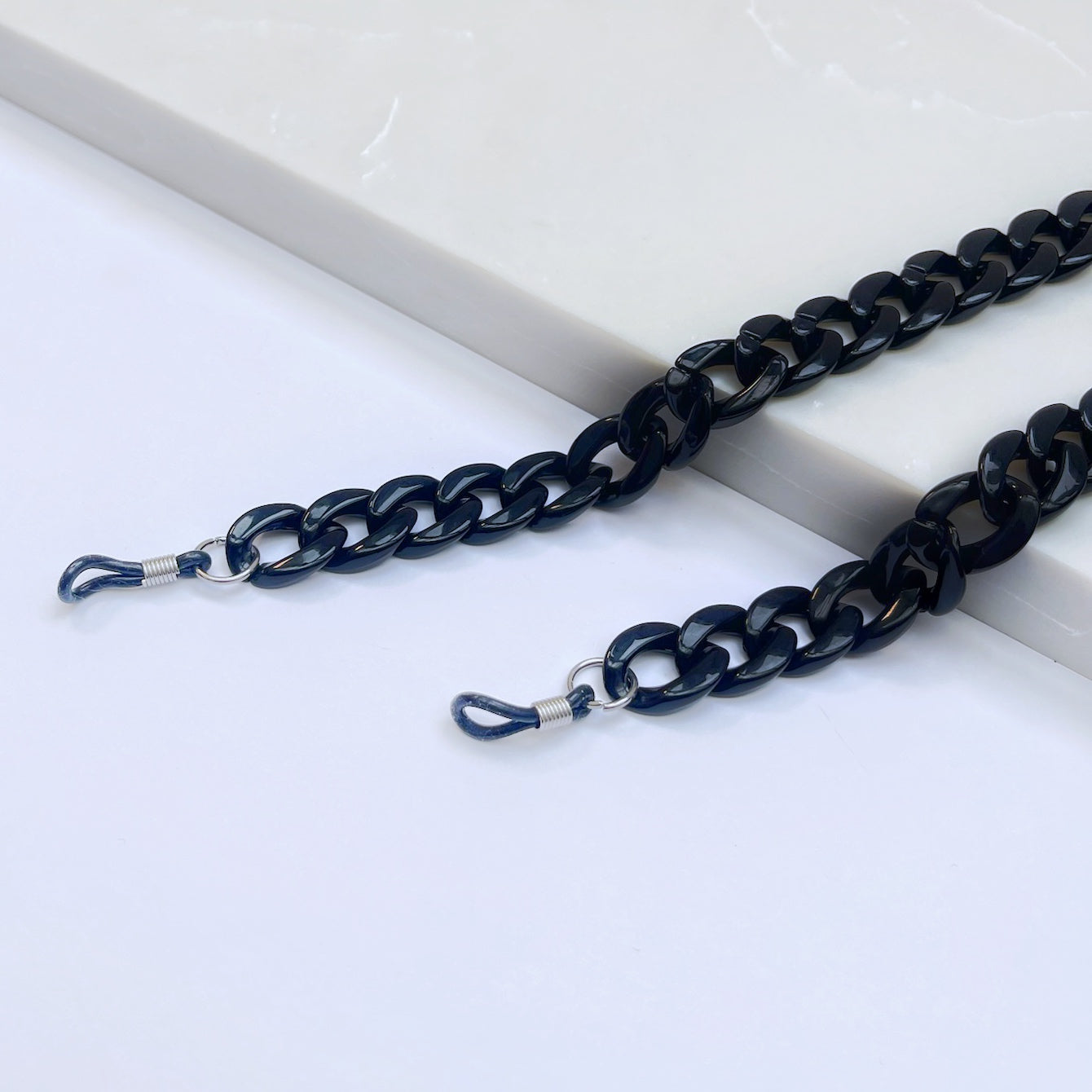 Lynkylynks eyewear chain works with most glasses—no need for special attachments
Available in multiple colours and designs
Lynkylynks are stylish glasses chains, durable for hands-free convenience
Perfect for busy lifestyles, our glasses accessories are made with love in the UK
Durable eyewear chain
• Lightweight glasses chain
• Adjustable eyewear accessory