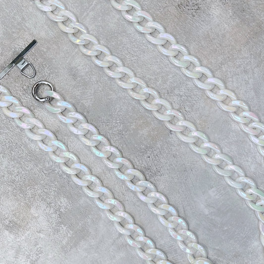 Our Phone Strap works with most phone cases —no need to replace yours
Our micro LynkyLynk phone straps are made with the same high quality LynkyLynk materials, but in a more petite size - each lynk is approximately half the size of a standard one; the overall length of the phone strap remains the same - for a more subtle phone accessory 
Hands-free convenience, perfect for busy lifestyles
Available in countless colours and designs to personalise your look
Made with love in the UK 

Phone strap
Phone chain